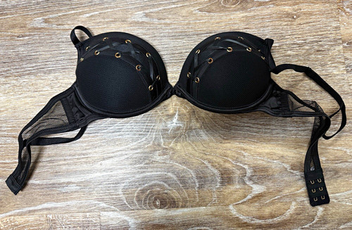 Schwarzer push mit - push-up-bh,